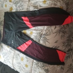 UnderAmour - workout capris